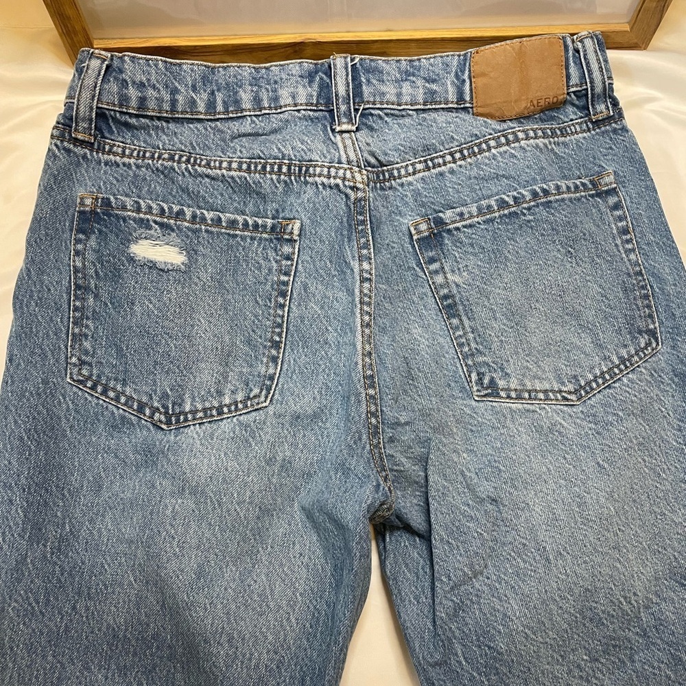 Aeropostale size 8 distressed mom jeans - Picture 4 of 6